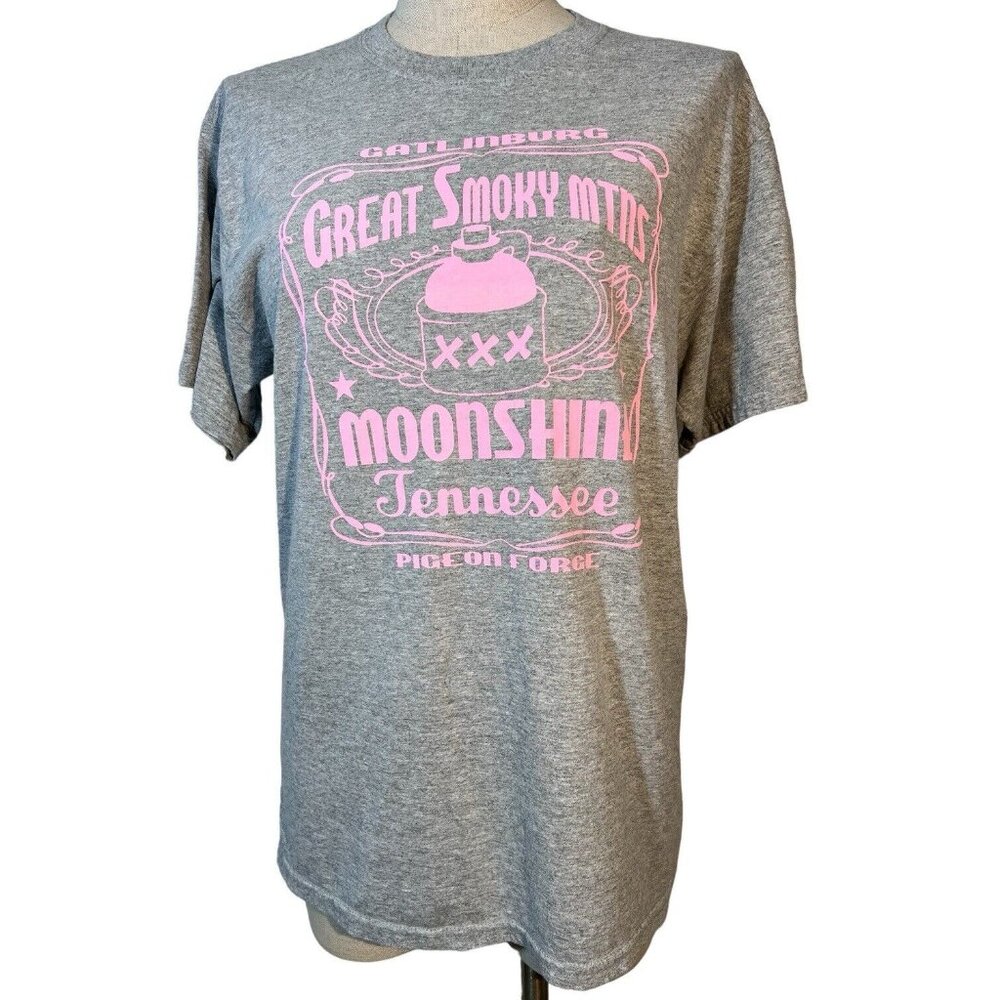 Smoky Mountain Moonshine T-Shirt Tennessee Gatlinburg Pigeon Forge Size M Tee - Picture 2 of 6